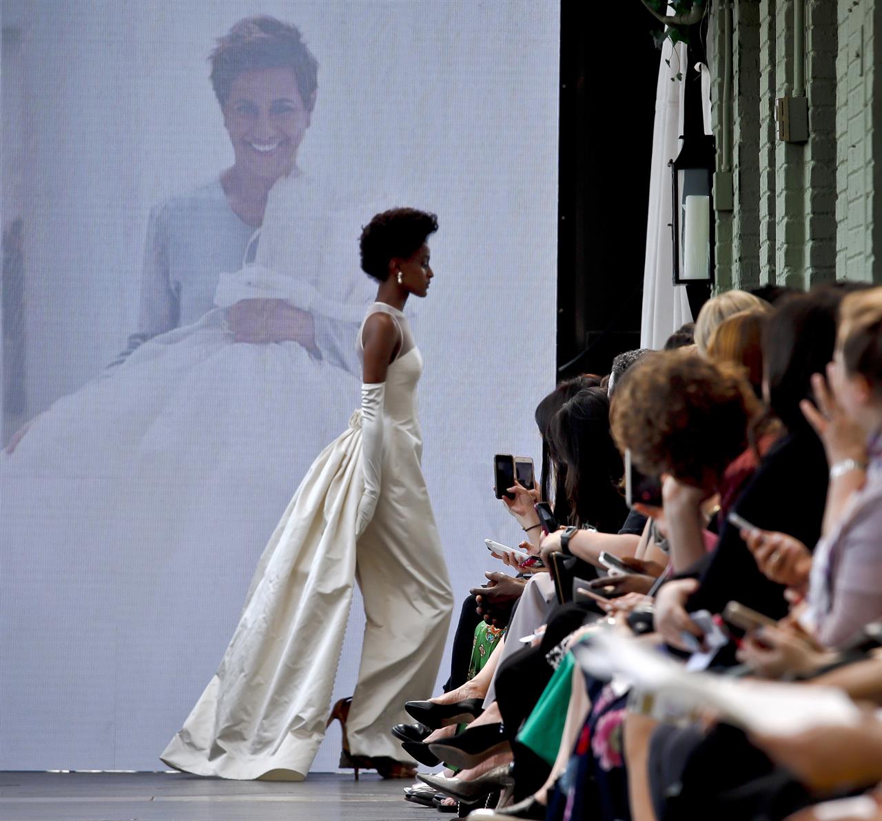 Aberra The illustrious career of Ethiopian fashion designer Amsale Aberra – Mereja
